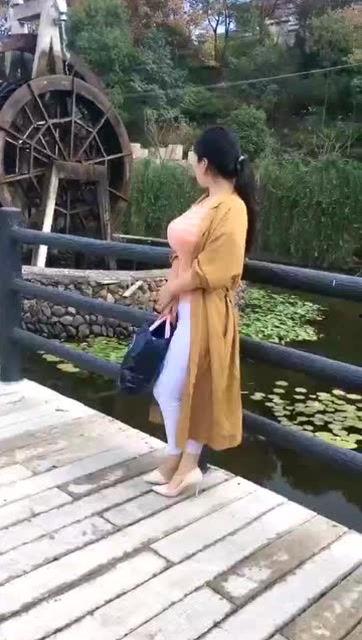 乡村女人,坚韧与智慧的传承